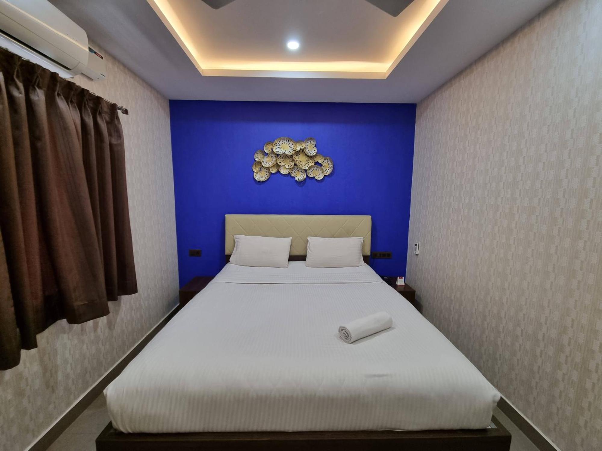 The Urban Nest Hotel Bangalore Exterior photo