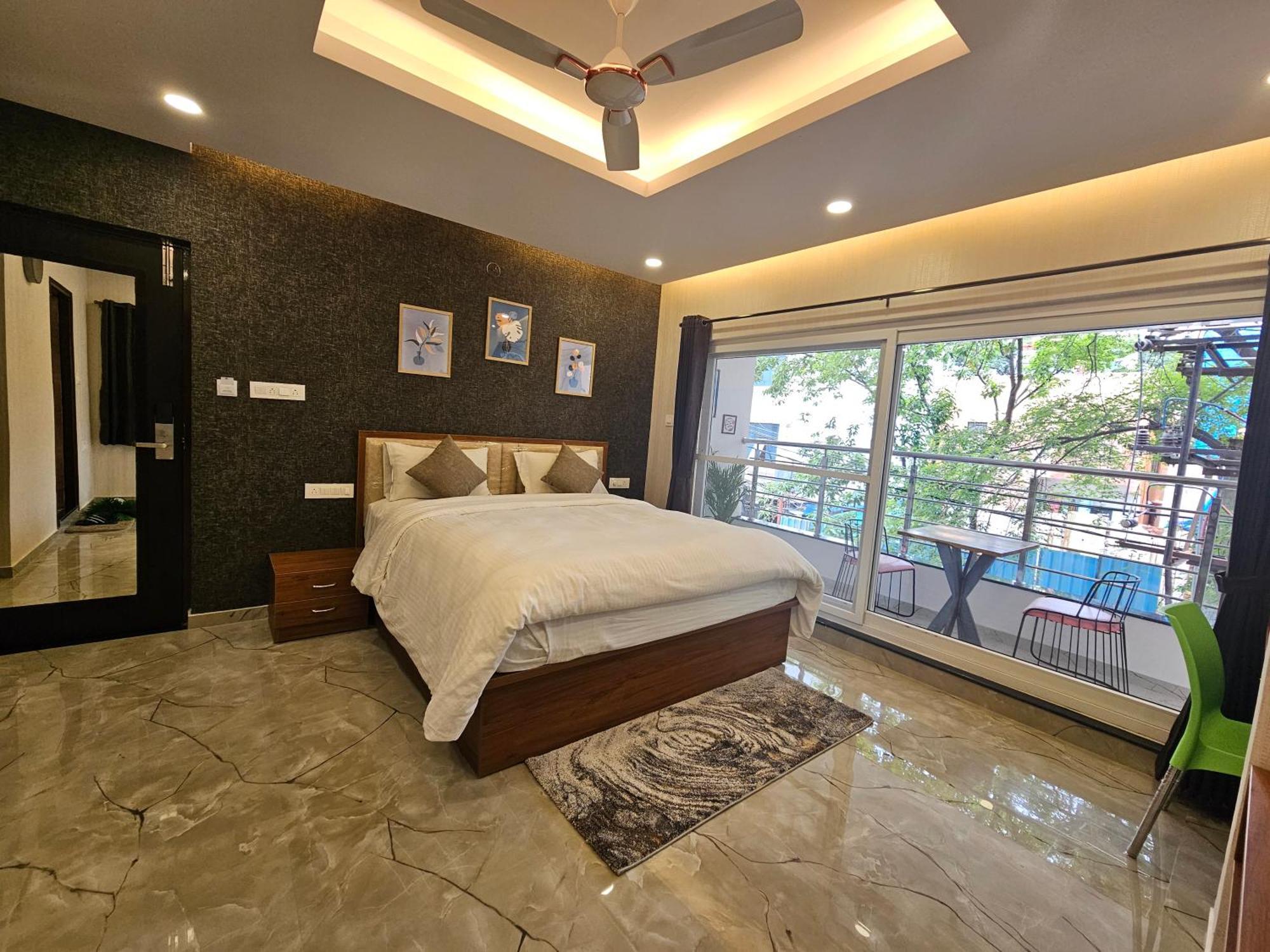 The Urban Nest Hotel Bangalore Exterior photo