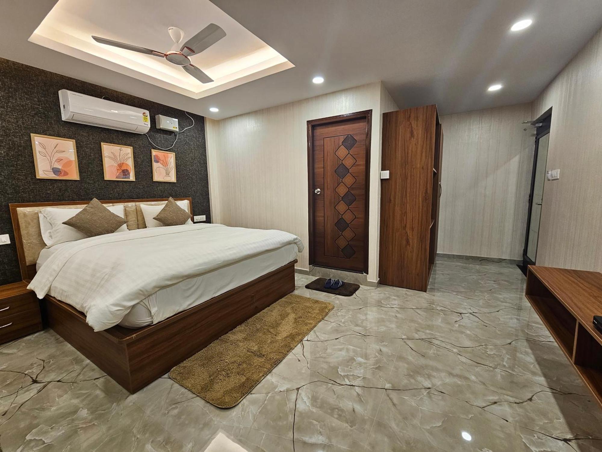 The Urban Nest Hotel Bangalore Exterior photo